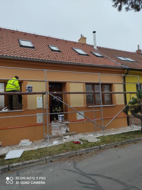 1770822918087 Male rotated